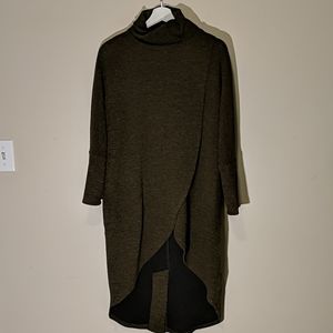 Long sleeves brown tunic